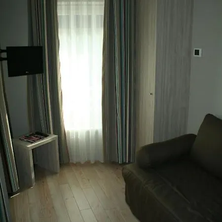 호텔 Antinea 3*