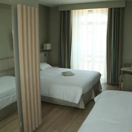 Antinea 3*